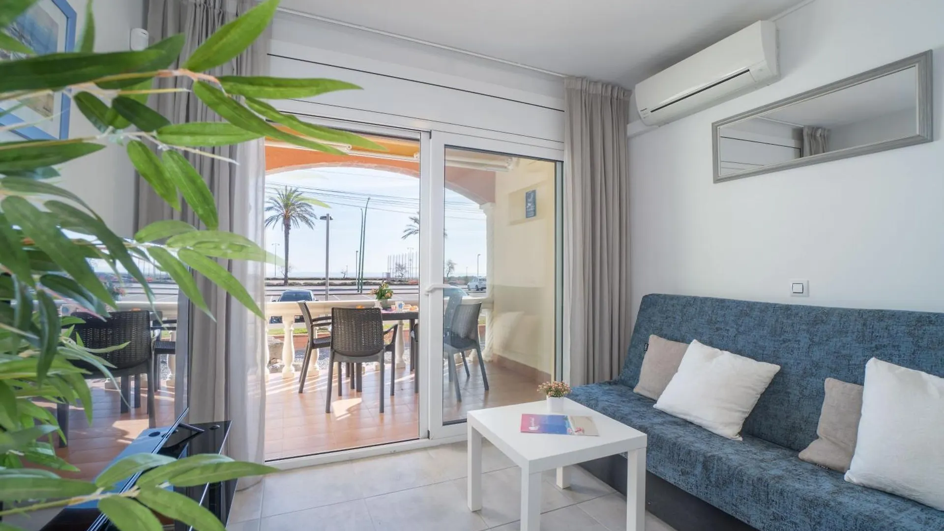 Apart-Rent Apartment Bahia 0016 Empuriabrava 0*,